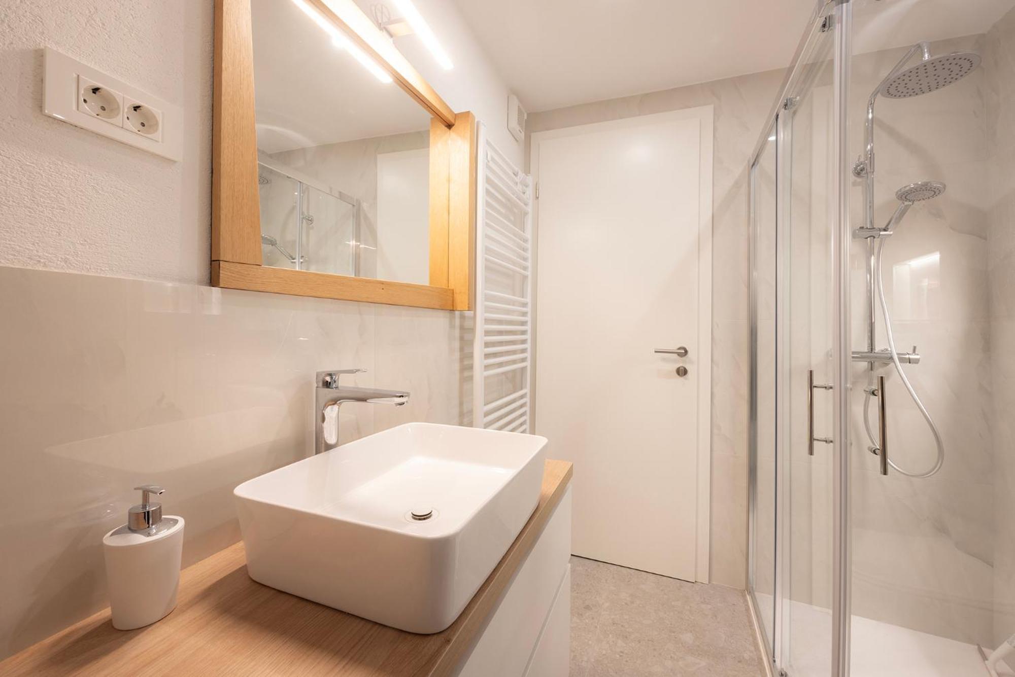 Apartments Bb Бохин Екстериор снимка